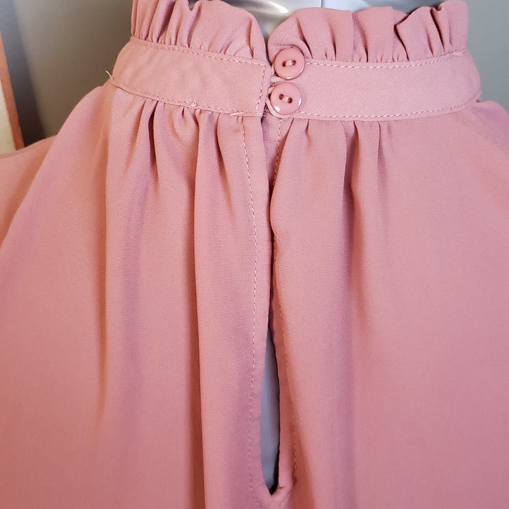 Small pink rose and olive blouse - Picture 9 of 9